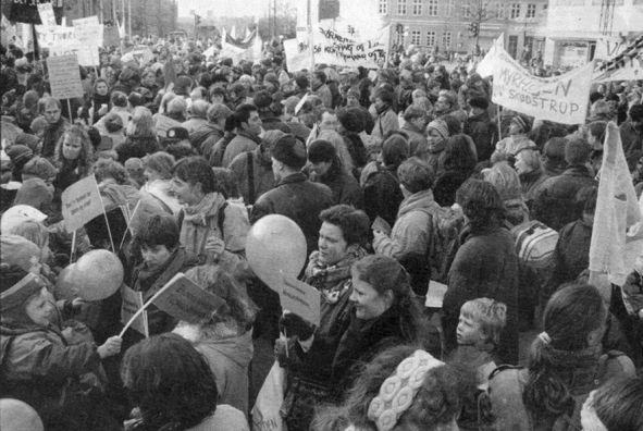[ Demonstration i Århus 1995 ]